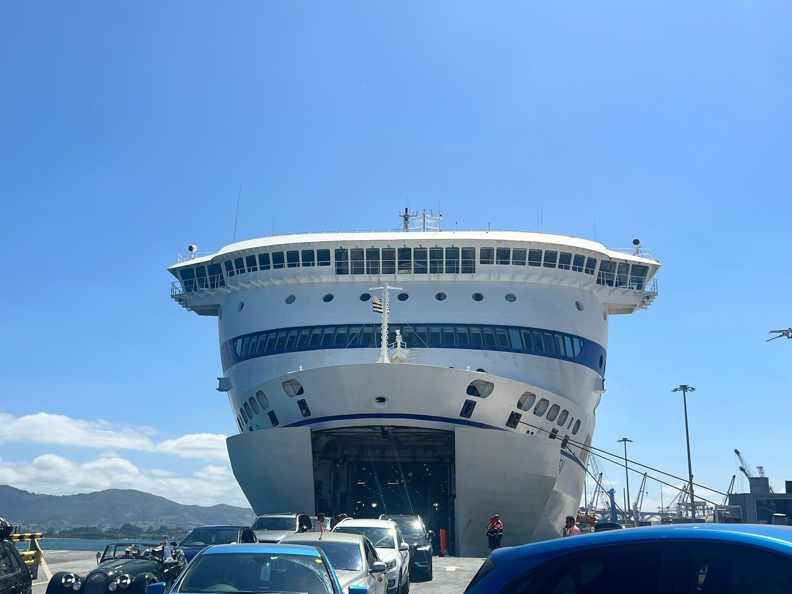 Proa del Pont-Aven, buque insignia de Brittany Ferries